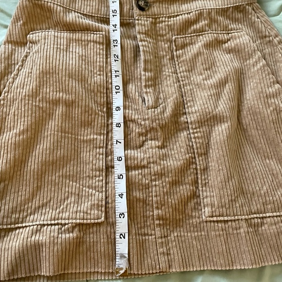 Tan corduroy skirt - Picture 7 of 9
